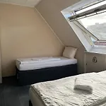 ホームステイ Mit Gemeinschaftsbad *